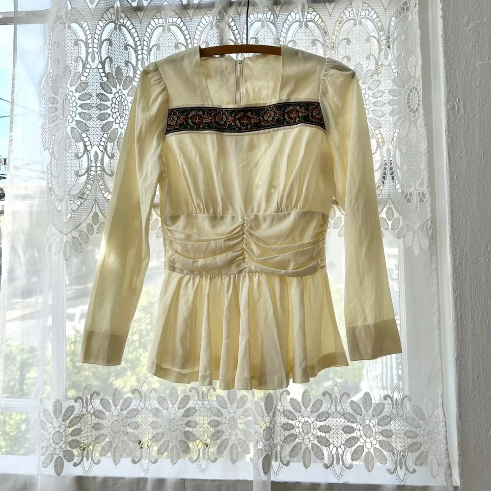 70s Vtg Handmade Embroidered Square Neck Boho Peasant Top Small Womens